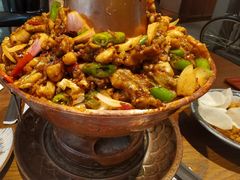 -沪小二铜炉蛙锅(苏州中心星悦汇店)