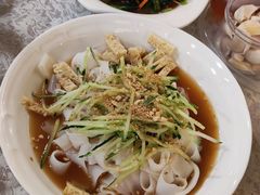 -汗腾格里·风味餐厅(新疆驻京办店)