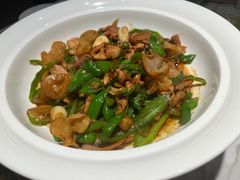 辣椒炒土猪肉-渔痴鱼醉·湖南洞庭鱼宴(大悦汇店)