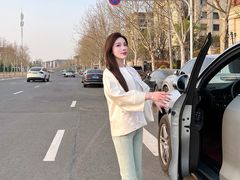 -曼哈顿商业广场(升龙广场店)