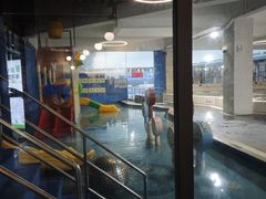 -晋爵会游泳馆(海湾公园店)