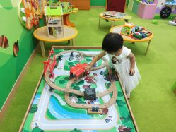 -莫莉幻想儿童乐园(北京天通苑华联店)