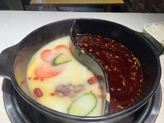 -钢管厂五区小郡肝串串香火锅(梅川路店)
