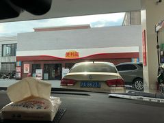 -中化道达尔加油站(周家嘴路站)
