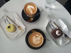 -UNI UNI(环亚凯瑟琳店)