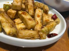 -95号酱骨·一块豆腐(展春园西路店)