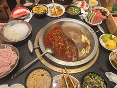 -沸炉重庆老火锅(军事博物馆店)