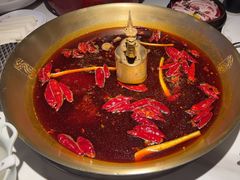 -小龙翻大江文化火锅(宽窄店)