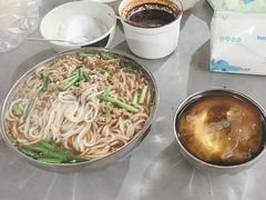 -正宗杨记普洱酸醋米线(总店)