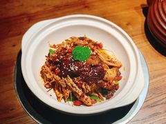 手撕扁担鸡-吃饭皇帝大(解放西路店)