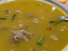 -头上红煨盐鸡·非遗院子餐厅