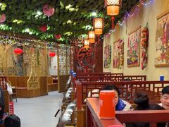 -袁小二大东北铁锅炖(吉祥村总部)