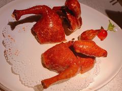 玻璃脆皮乳鸽-粤秀餐厅(国货店)