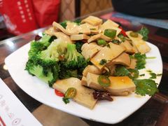 -溢香苑瓦罐(前进路店)