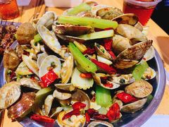 隔壁店的辣炒花蛤-清真·马峰烤肉(小学习北巷店)