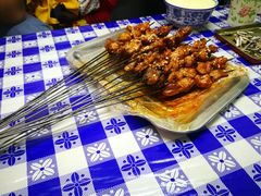 -马克力木手抓炕锅烤羊肉(盐湖一小区店)