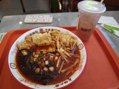 -柳大厨螺蛳粉(人民路总店)