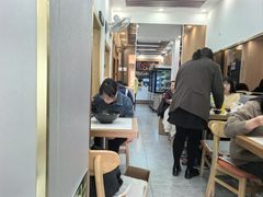 -吕阿婆骨汤麻辣烫(云岗店)