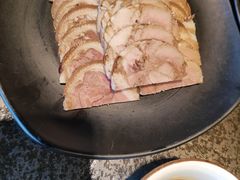 -靠山屯东北农家菜(八龙桥雅苑店)
