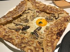 杂菌培根芝士可丽饼-GOTLOT COFFEE&KITCHEN角落厨房NOOK店