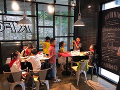 用餐区-肯德基(孝陵卫地铁站店)