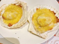 芝士焗扇贝-芭菲盛宴·环球美食(解放碑英利国际店)
