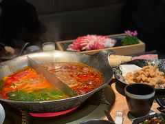 -湊湊火锅·茶憩(杭州湖滨银泰in77店)