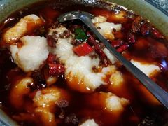 鲶鲶不忘-小巴辣子川湘菜餐厅(星游城店)
