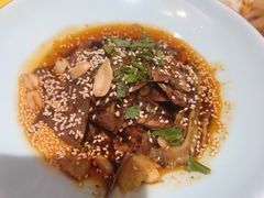 -渝信川菜 · 川味家常菜(财富购物中心店)