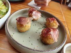 -Laures·月桂西班牙碳烤餐厅(十尚坊店)