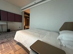 -大连星海皇冠假日酒店