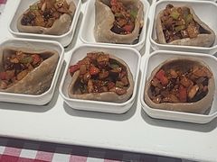 -王村姑老土炕莜面村(桥东店)