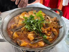 -万佛湖许老大铁锅鱼(黑金冠店)