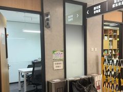 -新东方成人英语学习考试·口语·商务(延安路校区)