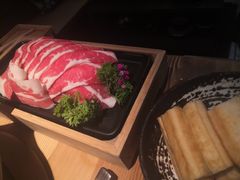 -湊湊火锅·茶憩(杭州湖滨银泰in77店)
