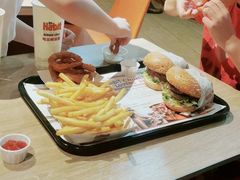 -The Habit Burger Grill 哈比特汉堡(复兴soho店)