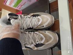 -爱革·洗衣改衣·洗鞋修鞋·洗包修包·奢侈品护理(缤谷广场店)