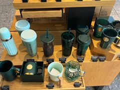 -星巴克臻选(威海威高广场店)
