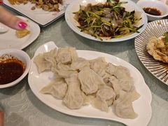 -黄家饺子东北特色菜馆(湖滨商业街店)