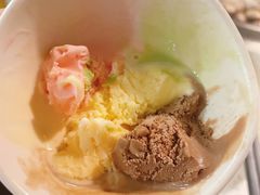 -佰烧海鲜烤肉火锅自助(世茂国际广场店)