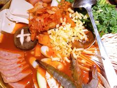 部队火锅-冰川延边料理·炭烤串(原小木屋店)