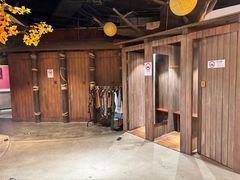 -暴风岛沉浸式体验馆(百联世纪店)