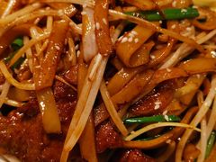 -新大咀港式茶餐厅(宝山万达店)
