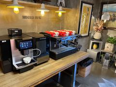 -HIGH FIVE哈福手工汉堡(桂林路店)