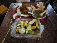 -建国蚵煎蚵面