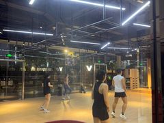 -威克健身游泳(万菱汇店)