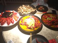 -沪小胖小龙虾(淮海中路旗舰店)