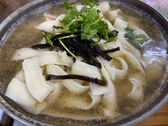 -老广烧烤(骆驼山康馨园店)