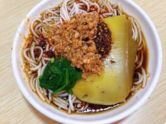凉米线-洪记凉米线(新兴路店)