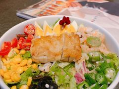 鸡排低脂沙拉-将太无二·北美传奇寿司(荟聚购物中心西红门店)
